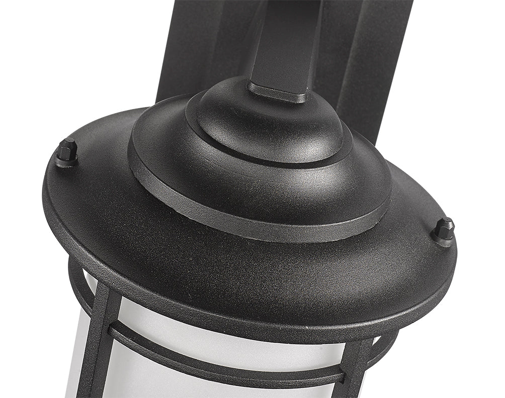 Tucker 1-Light Outdoor Wall Mount