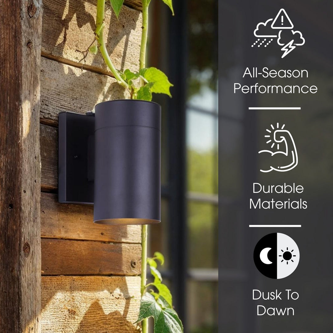 Canarm Canada - IOL339BK - One Light Outdoor Lantern - Dawn - Metal