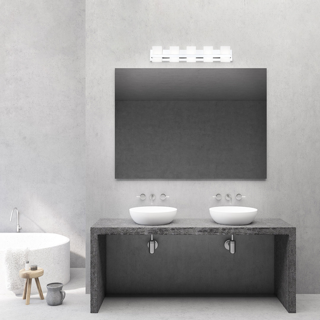 Eurofase Canada - 35657-019 - CAMBRIDGE-VAN-5LT-CHR-WH - CAMBRIDGE - Chrome