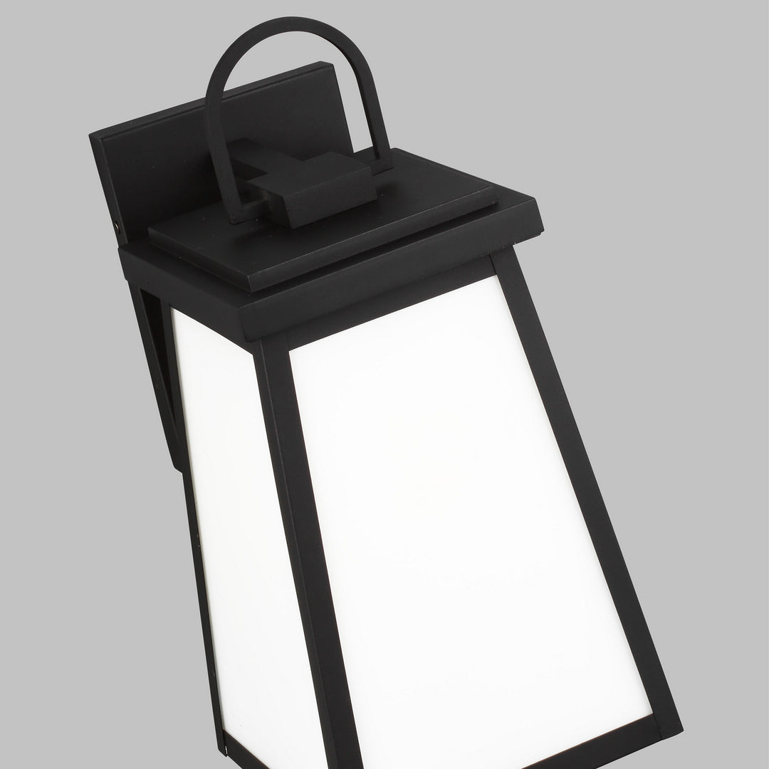 Visual Comfort Studio Canada - 8748401-12 - One Light Outdoor Wall Lantern - Founders - Black