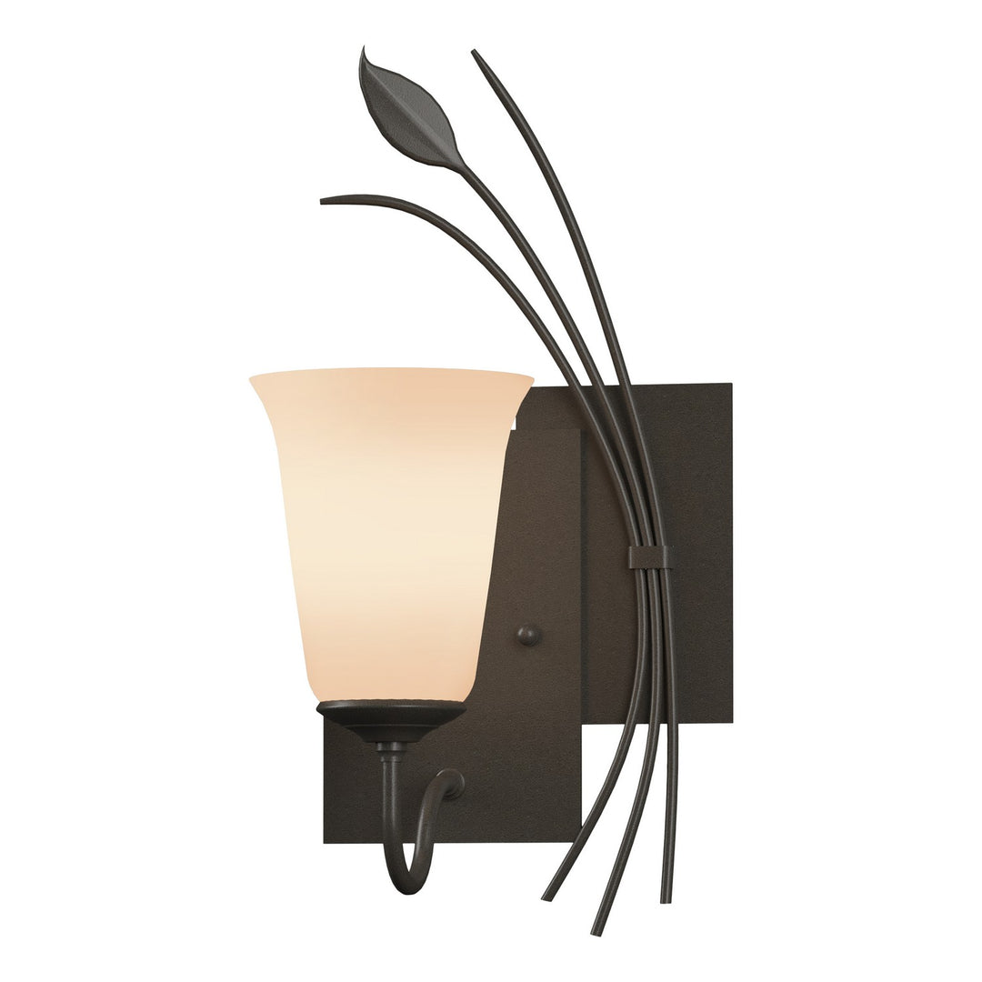 Hubbardton Forge Canada - 205122-SKT-RGT-07-GG0035 - One Light Wall Sconce - Leaf - Dark Smoke