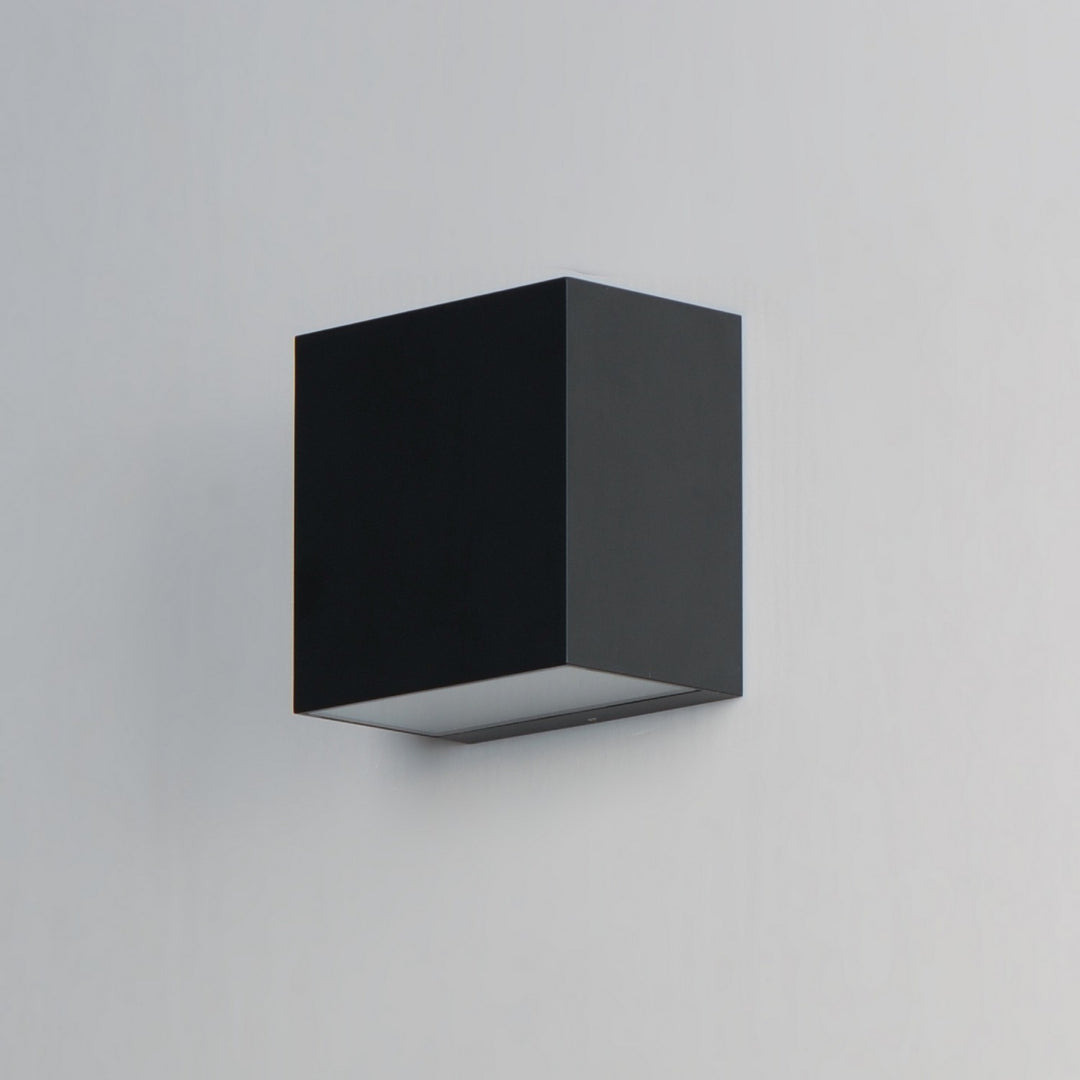 ET2 - E23218-BK - LED Outdoor Wall Sconce - Blok - Black