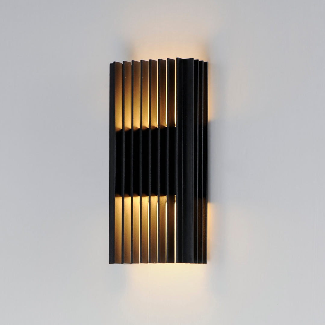 ET2 - E30114-BK - LED Outdoor Wall Sconce - Rampart - Black