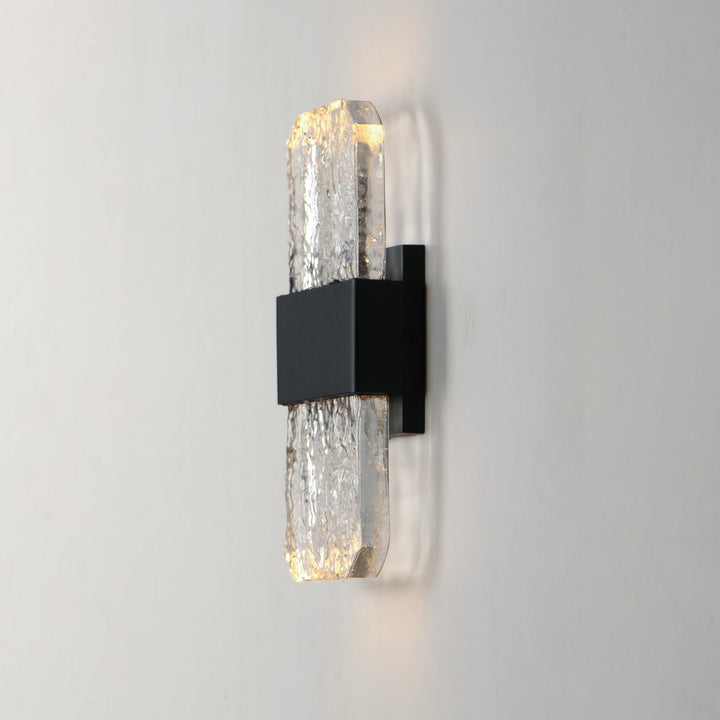 ET2 - E30132-24BK - LED Outdoor Wall Sconce - Rune - Black