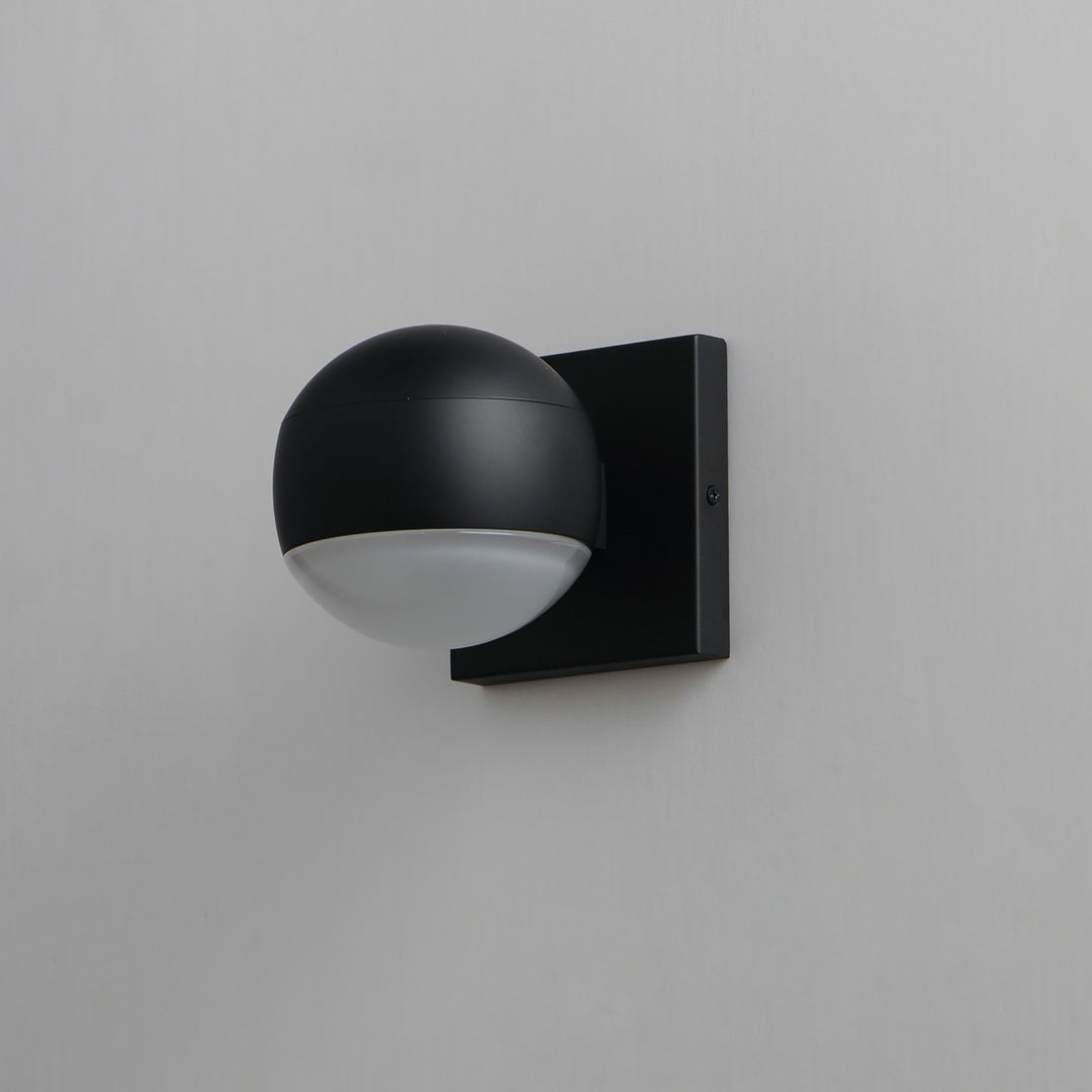 ET2 - E30165-10BK - LED Outdoor Wall Sconce - Modular - Black
