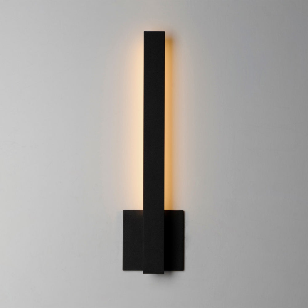 ET2 - E41342-BK - LED Outdoor Wall Sconce - Alumilux Line - Black