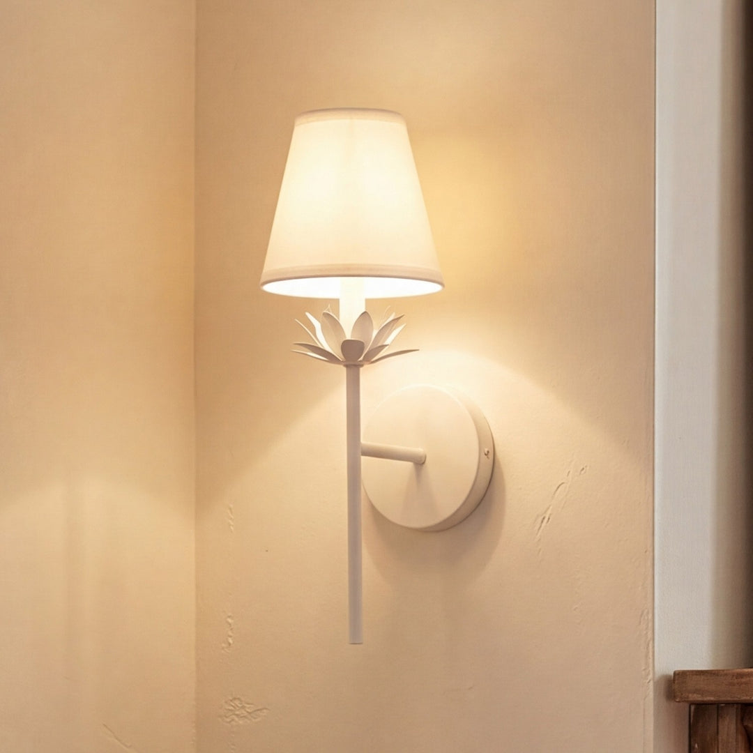 Meridian - M90077WH - One Light Wall Sconce - White