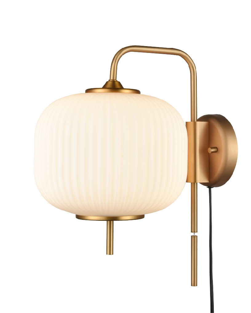 DVI Canada - DVP40001BR-RIO - One Light Wall Sconce - Mount Pearl - Brass w/Ribbed Half Opal Glass
