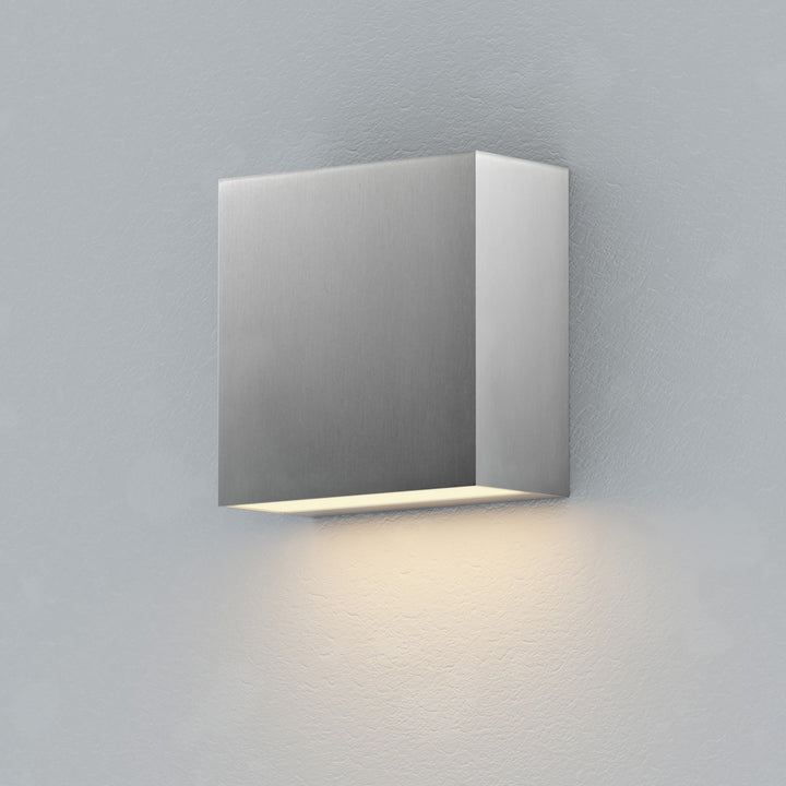 ET2 - E23222-SA - LED Outdoor Wall Sconce - Cubed - Satin Aluminum