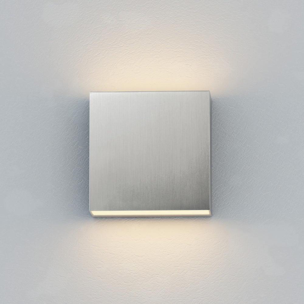 ET2 - E23224-SA - LED Outdoor Wall Sconce - Cubed - Satin Aluminum