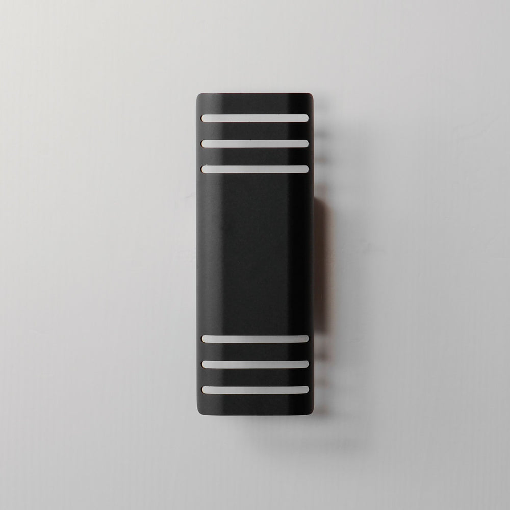 Maxim - 86172BK - LED Outdoor Wall Lantern - Lightray LED - Black