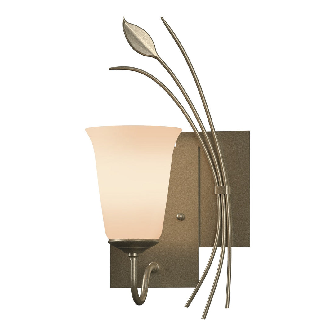 Hubbardton Forge Canada - 205122-SKT-RGT-84-GG0035 - One Light Wall Sconce - Leaf - Soft Gold