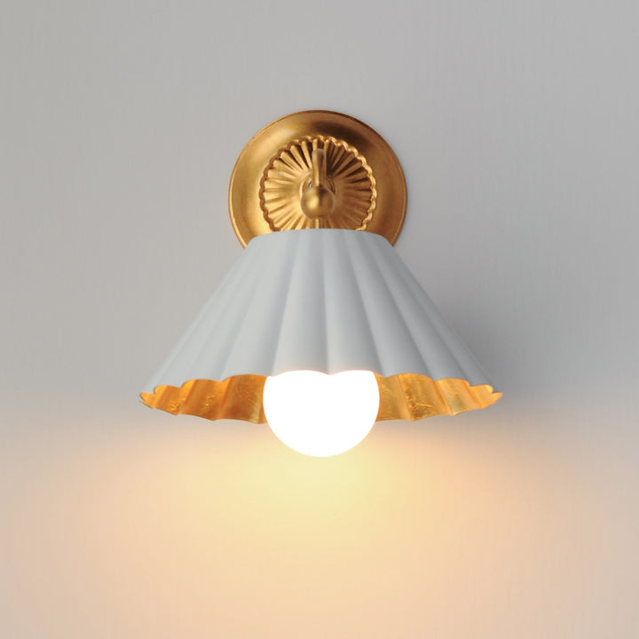 Maxim - 18051MWGL - One Light Wall Sconce - Primrose - Matte White / Gold Leaf