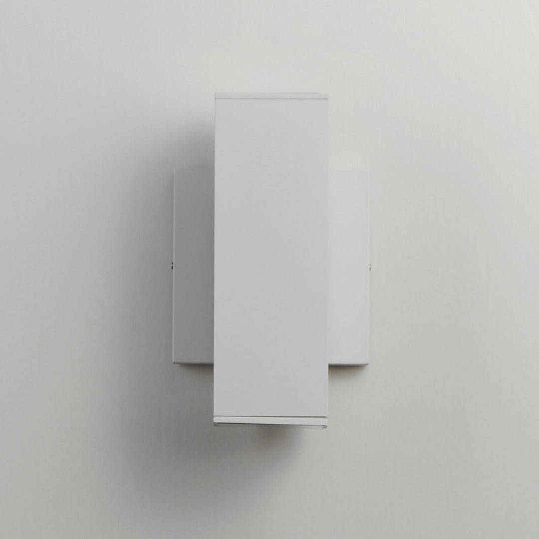Maxim - 86421WT - LED Outdoor Wall Sconce - Culvert - White