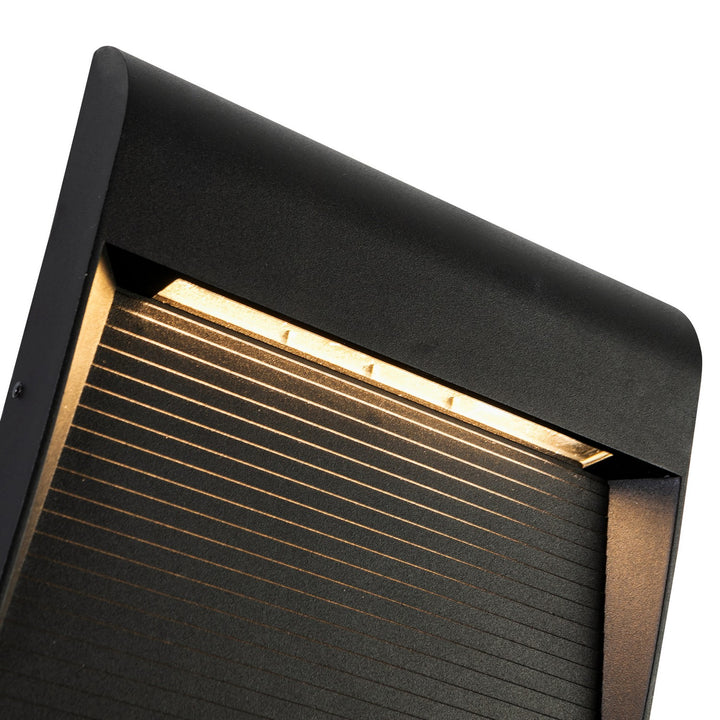 Kuzco Canada - EW27907-BK - LED Exterior Wall Sconce - Casa - Black