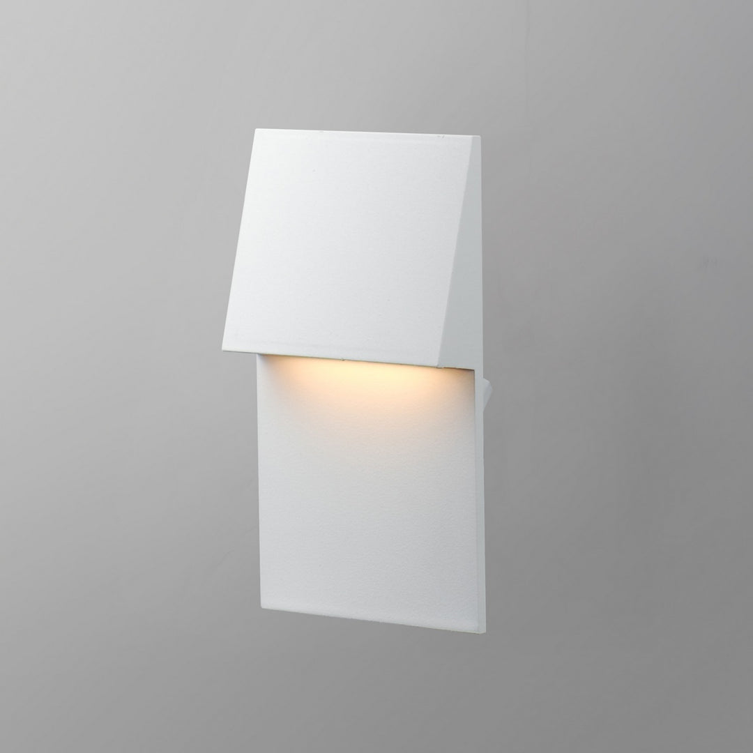 Maxim - 58120WT - LED Step Light - Pathfinder - White