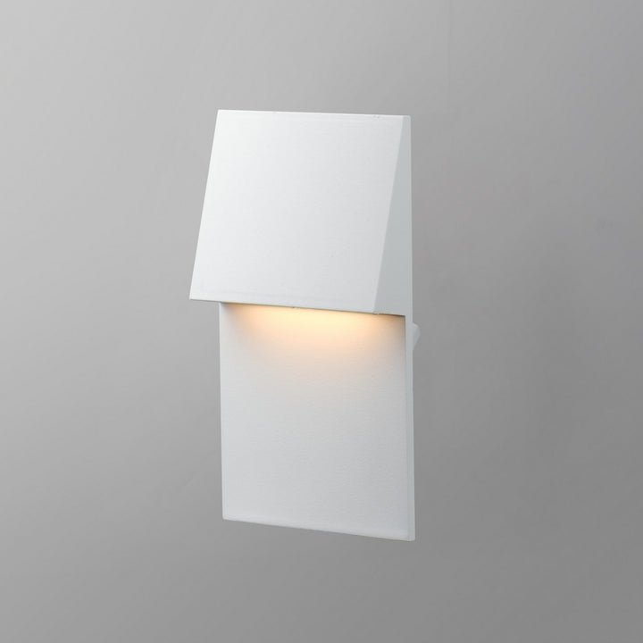 Maxim - 58120WT - LED Step Light - Pathfinder - White