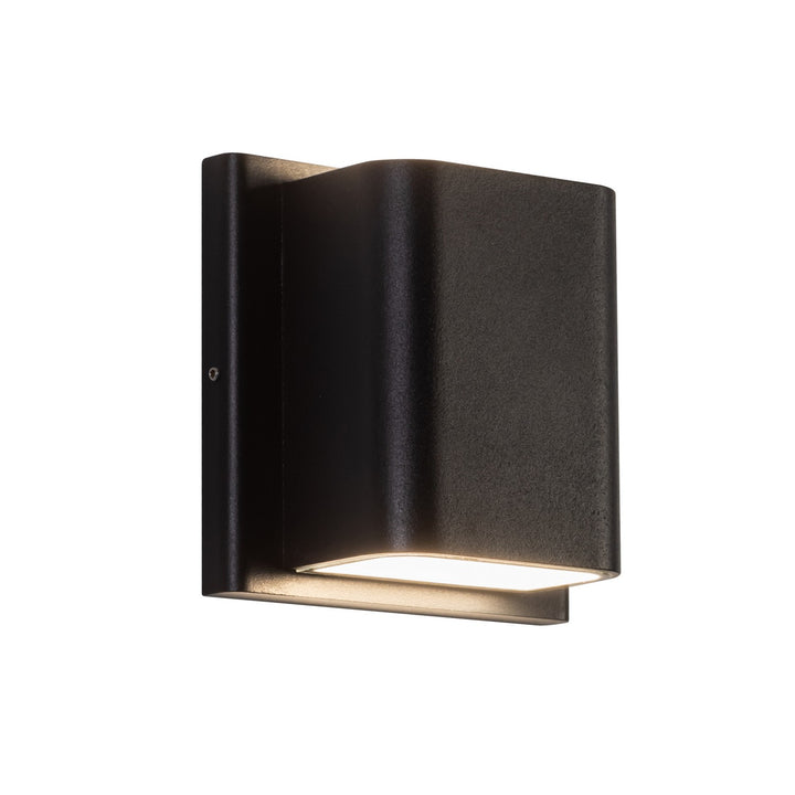 Kuzco Canada - AT48426-BK-UNV-3CCT - LED All terior Wall - Tolan - Black