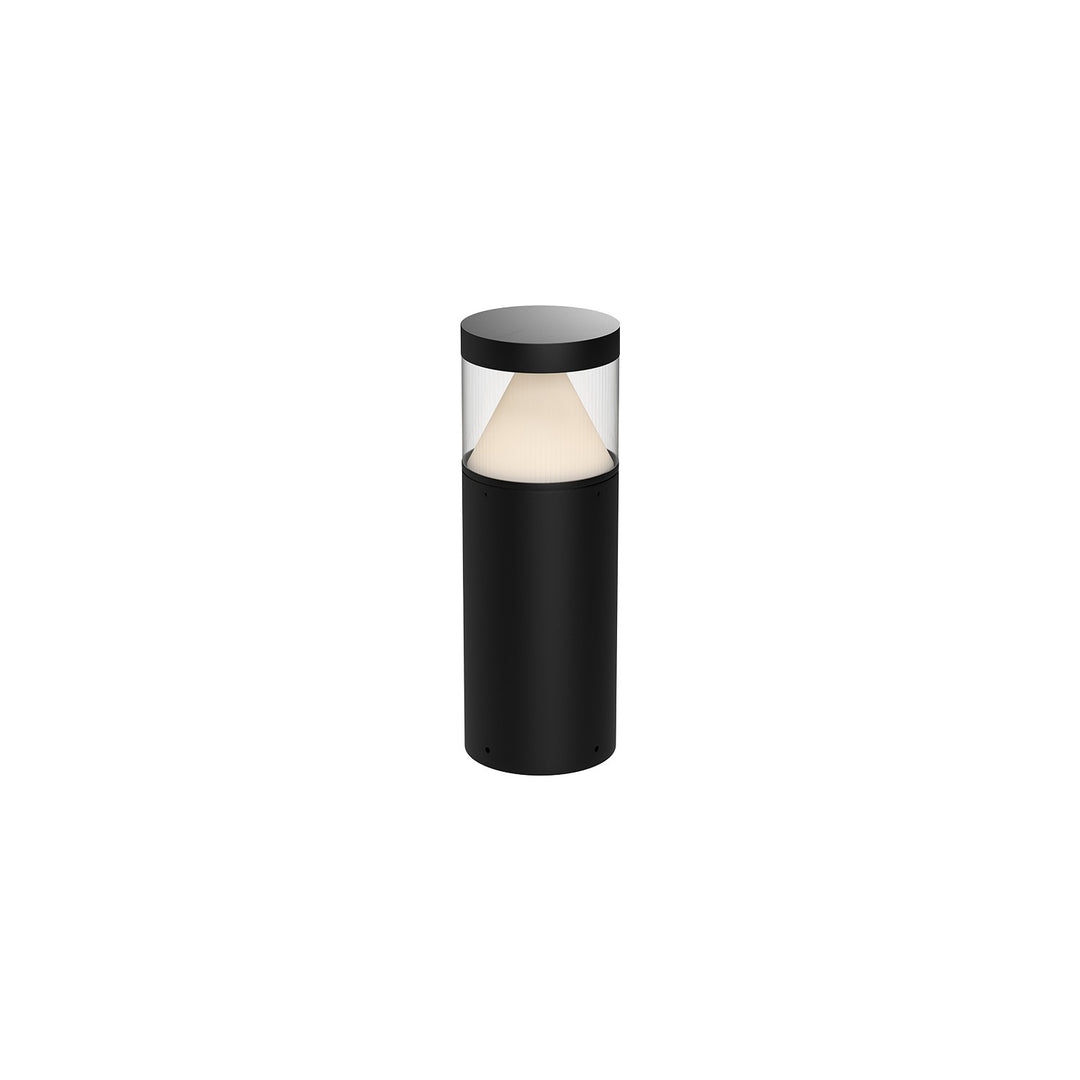 Kuzco Canada - EB49718-BK-UNV - LED Exterior Bollard - Hanover - Black