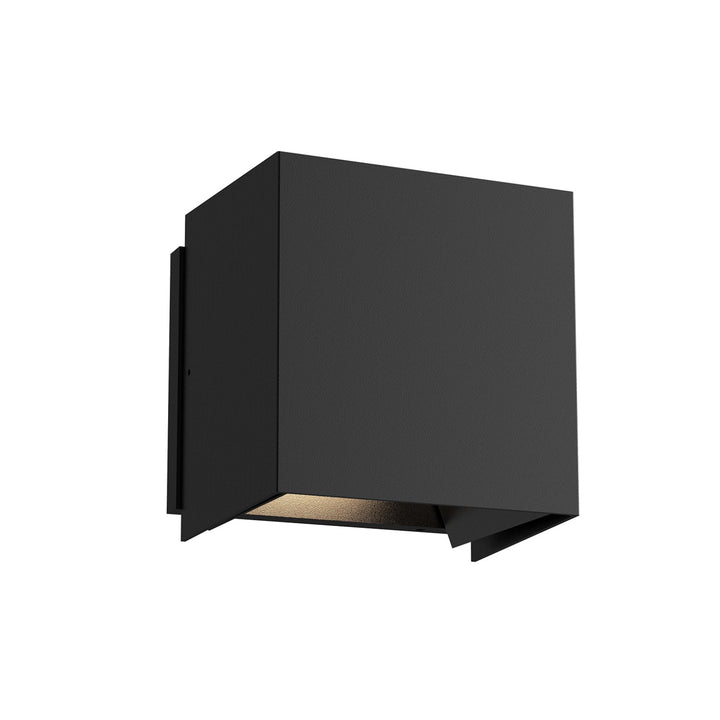 Kuzco Canada - EW48006-BK-UNV - LED Exterior Wall Sconce - Helsinki - Black