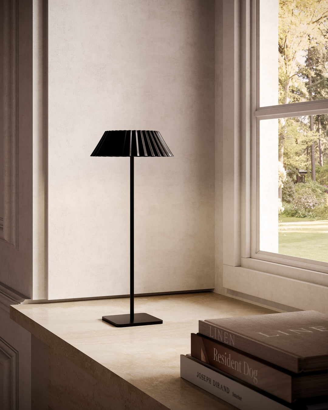 Kuzco Canada - TL66714-BK - LED Table Lamp - Pela - Black