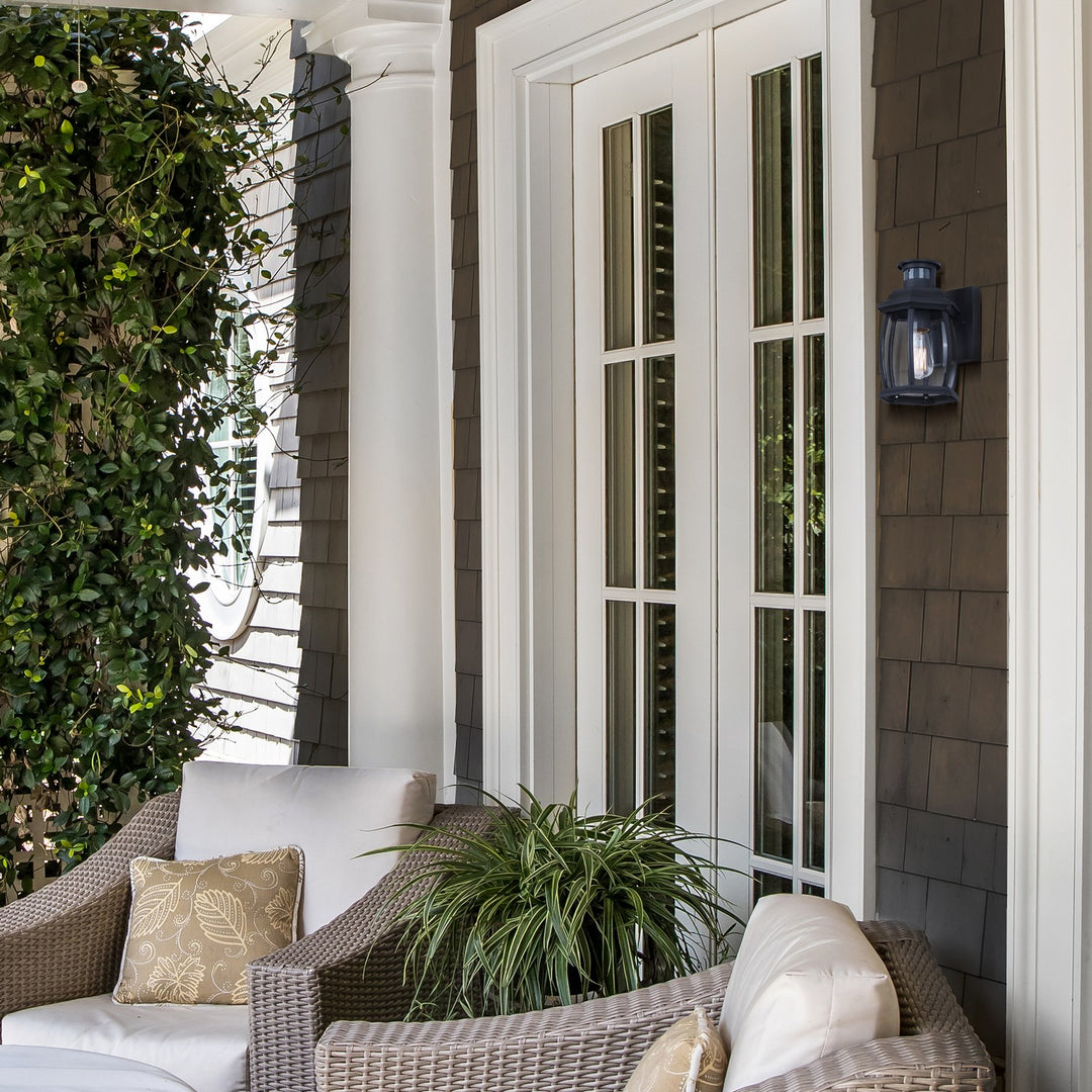 Canarm Canada - IOL715BK - LED Outdoor Wall Mount - Buckly - Black