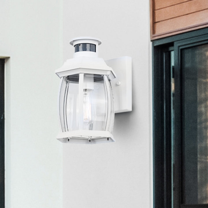 Canarm Canada - IOL715WH - LED Outdoor Wall Mount - Buckly - White