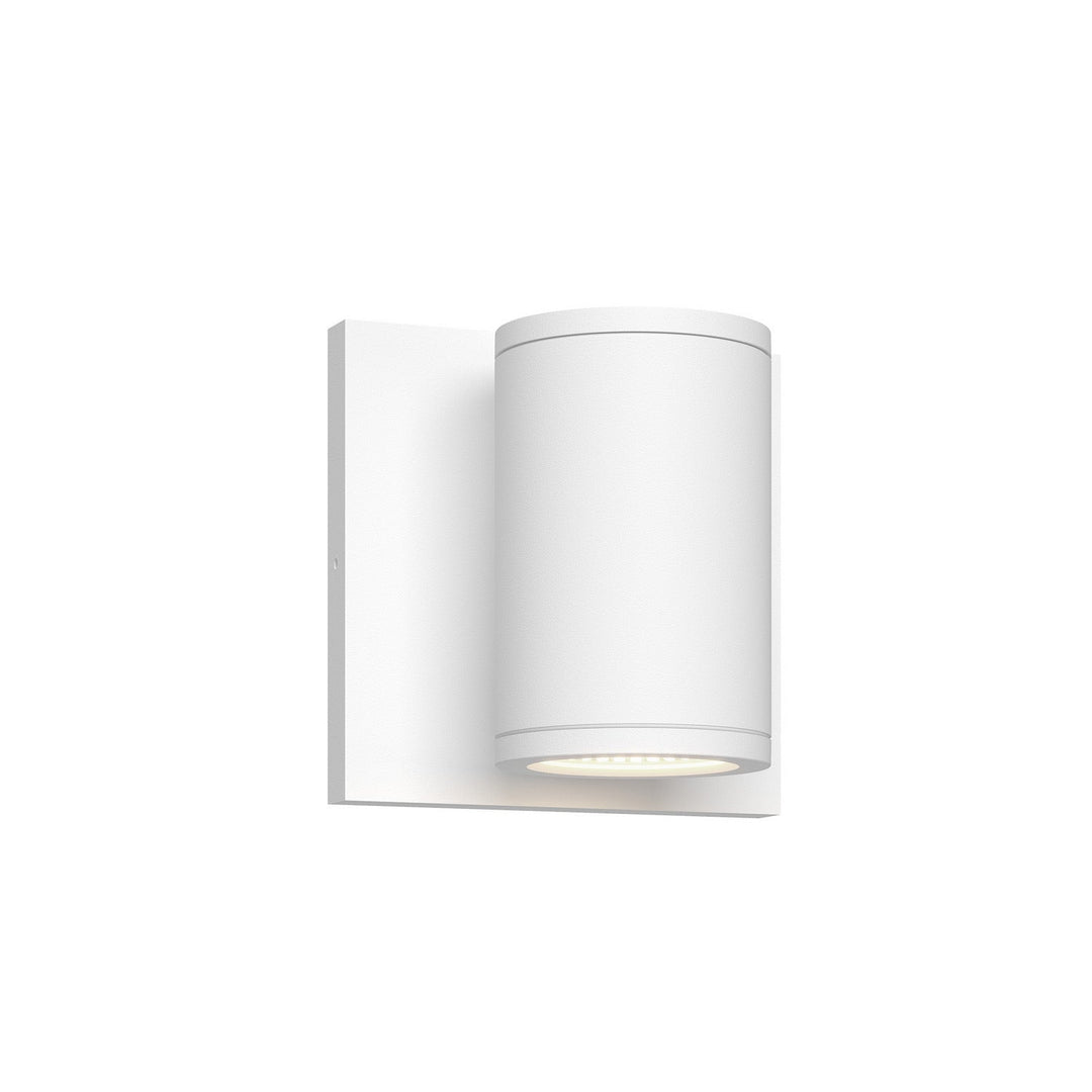 Kuzco Canada - EW262204-WH - LED Outdoor Wall Sconce - Nordic - White