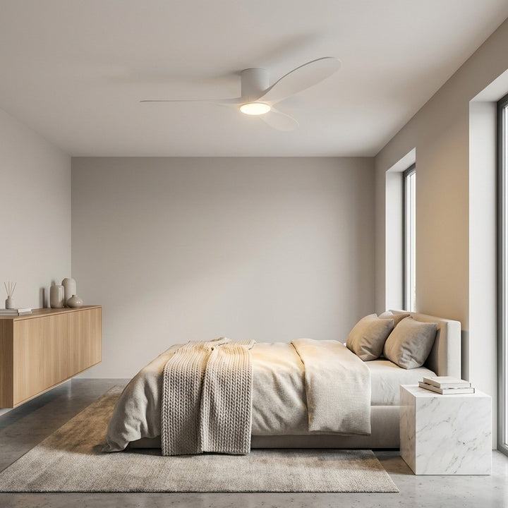 Visual Comfort Fan Canada - 3MAVHSM52RZWD - 52" Ceiling Fan - Maverick - Matte White