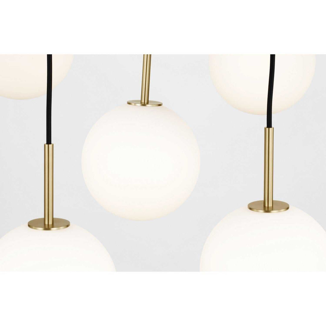 Sorelle Nine Light Chandelier in Estate Brass Visual Comfort Studio Canada