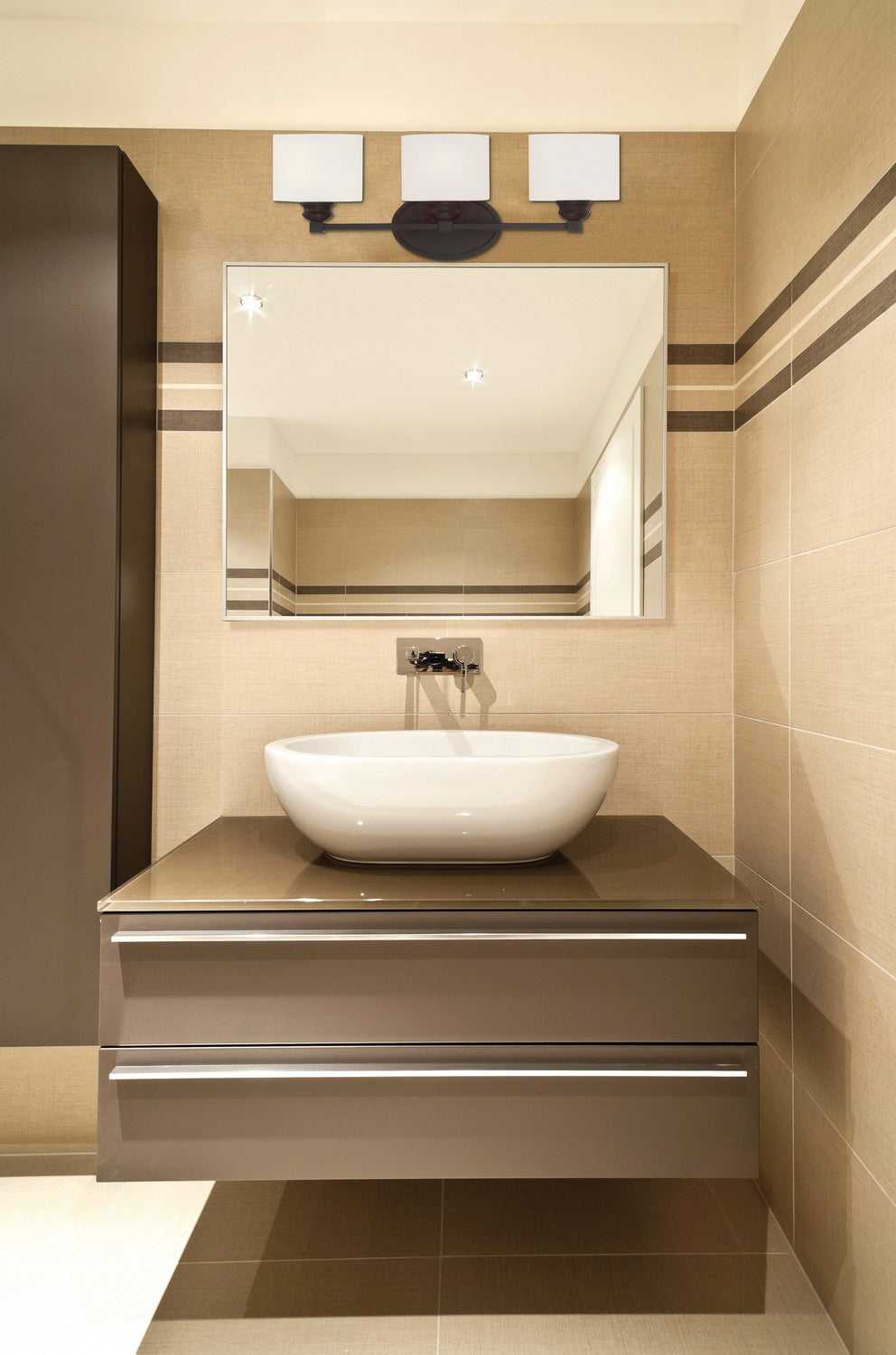 Kane Three Light Bath Bar in Satin Nickel Savoy House