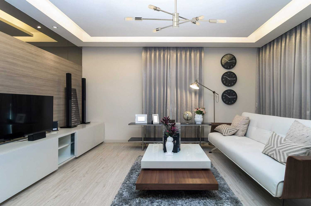 Lyrique Six Light Chandelier in Polished Nickel Savoy House