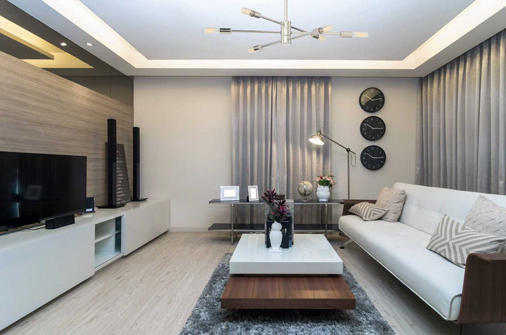 Lyrique Six Light Chandelier in Polished Nickel Savoy House