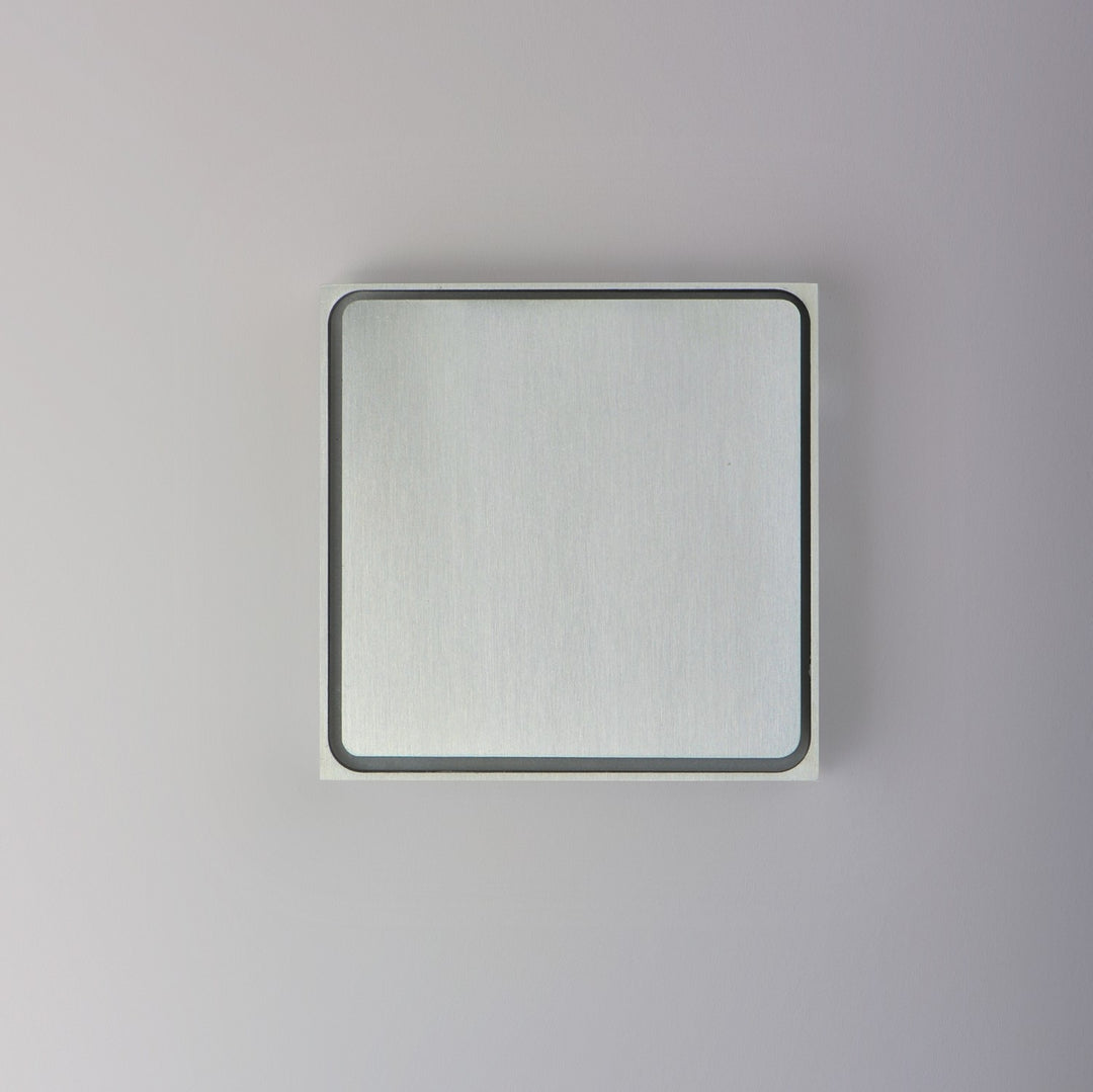 ET2 - E41329-SA - LED Outdoor Wall Sconce - Alumilux Outline - Satin Aluminum