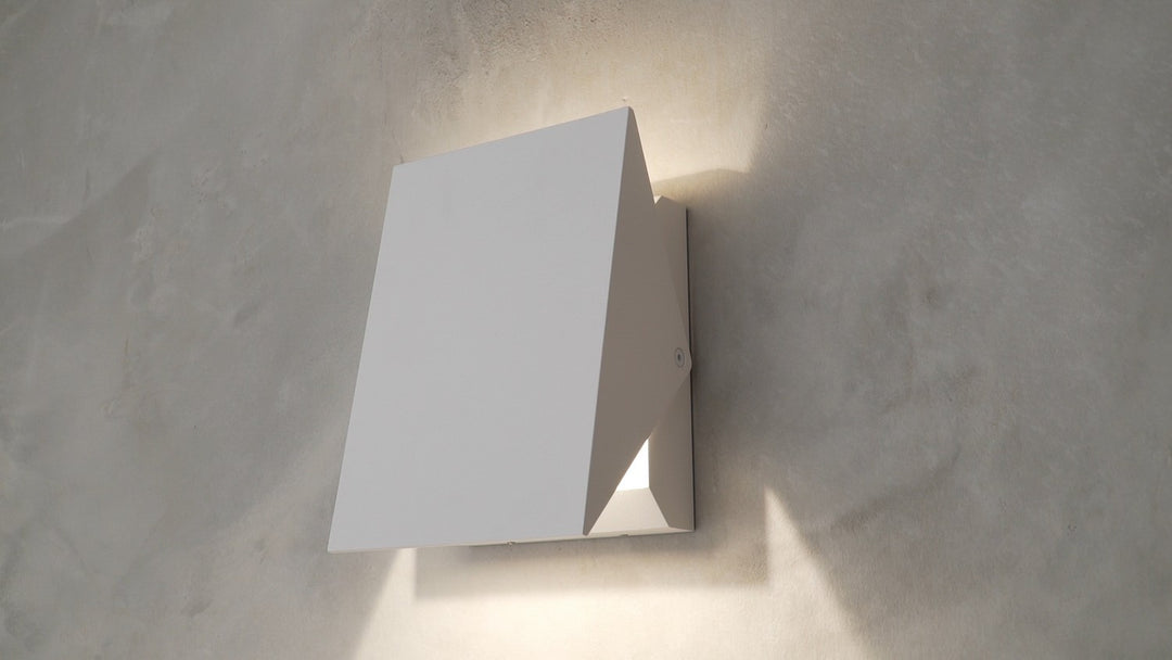 ET2 - E41333-WT - LED Outdoor Wall Sconce - Alumilux Tilt - White