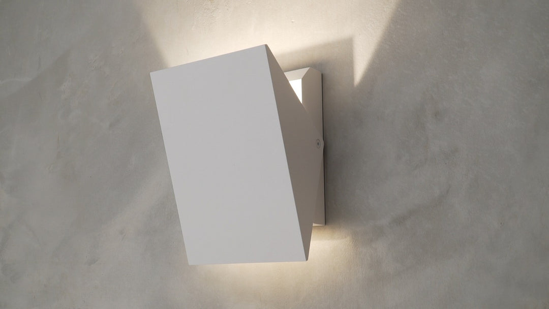 ET2 - E41333-WT - LED Outdoor Wall Sconce - Alumilux Tilt - White