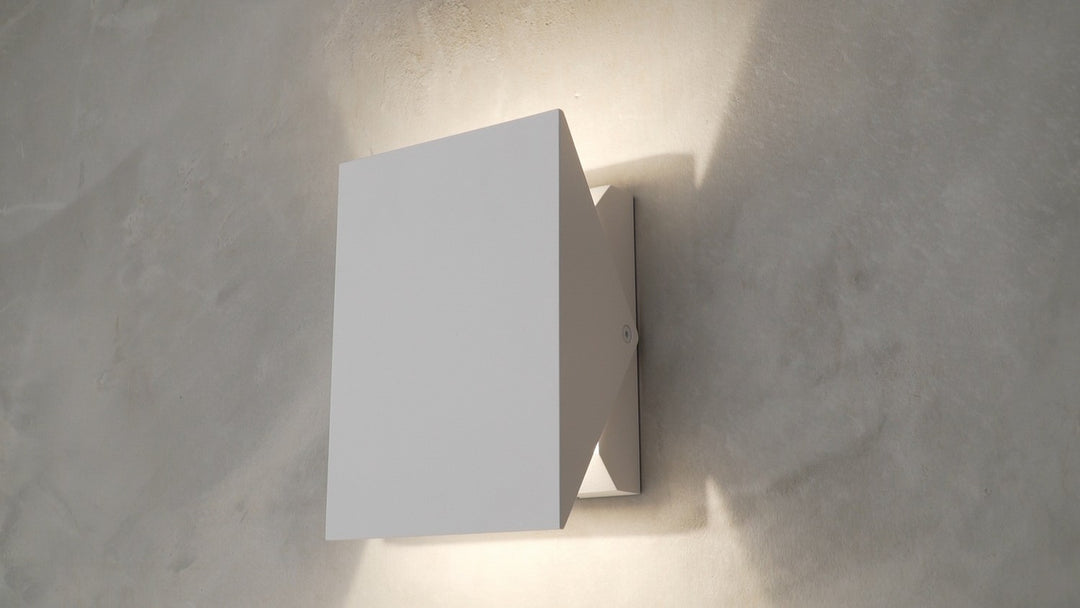 ET2 - E41333-WT - LED Outdoor Wall Sconce - Alumilux Tilt - White