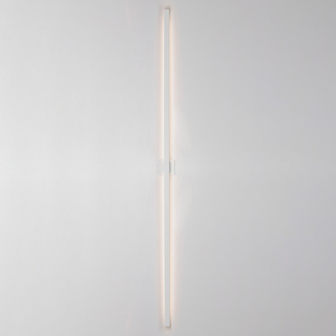 ET2 - E41348-WT - LED Outdoor Wall Sconce - Alumilux Line - White
