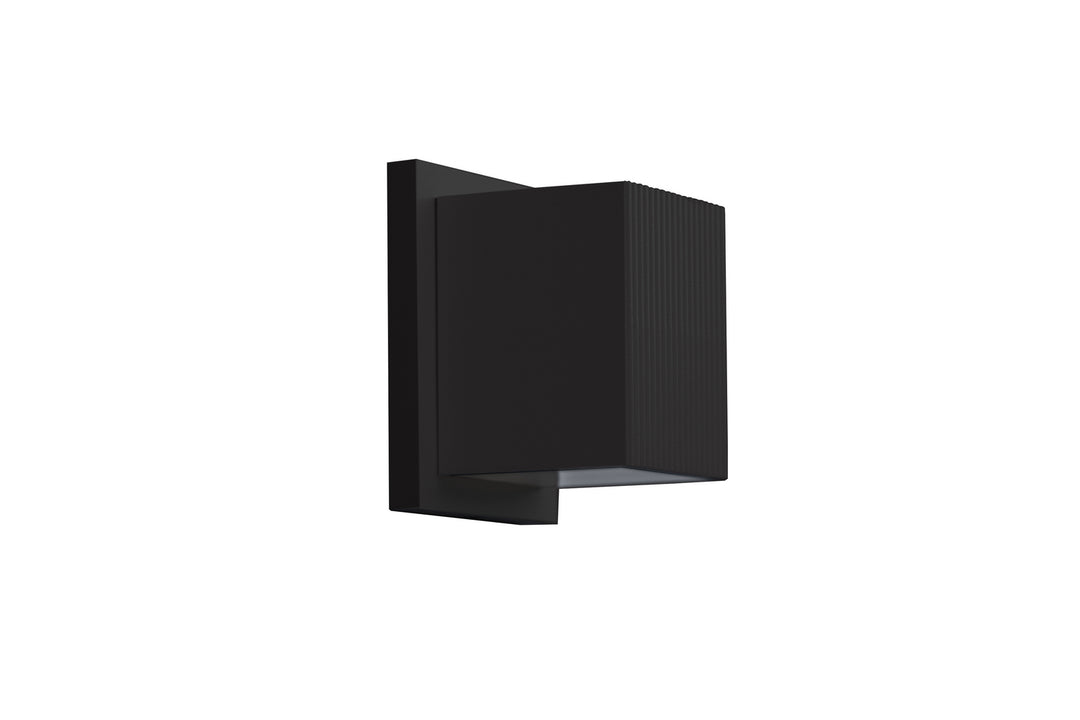 Kuzco Canada - EW4405-BK - LED Exterior Wall Light - Mavis - Black