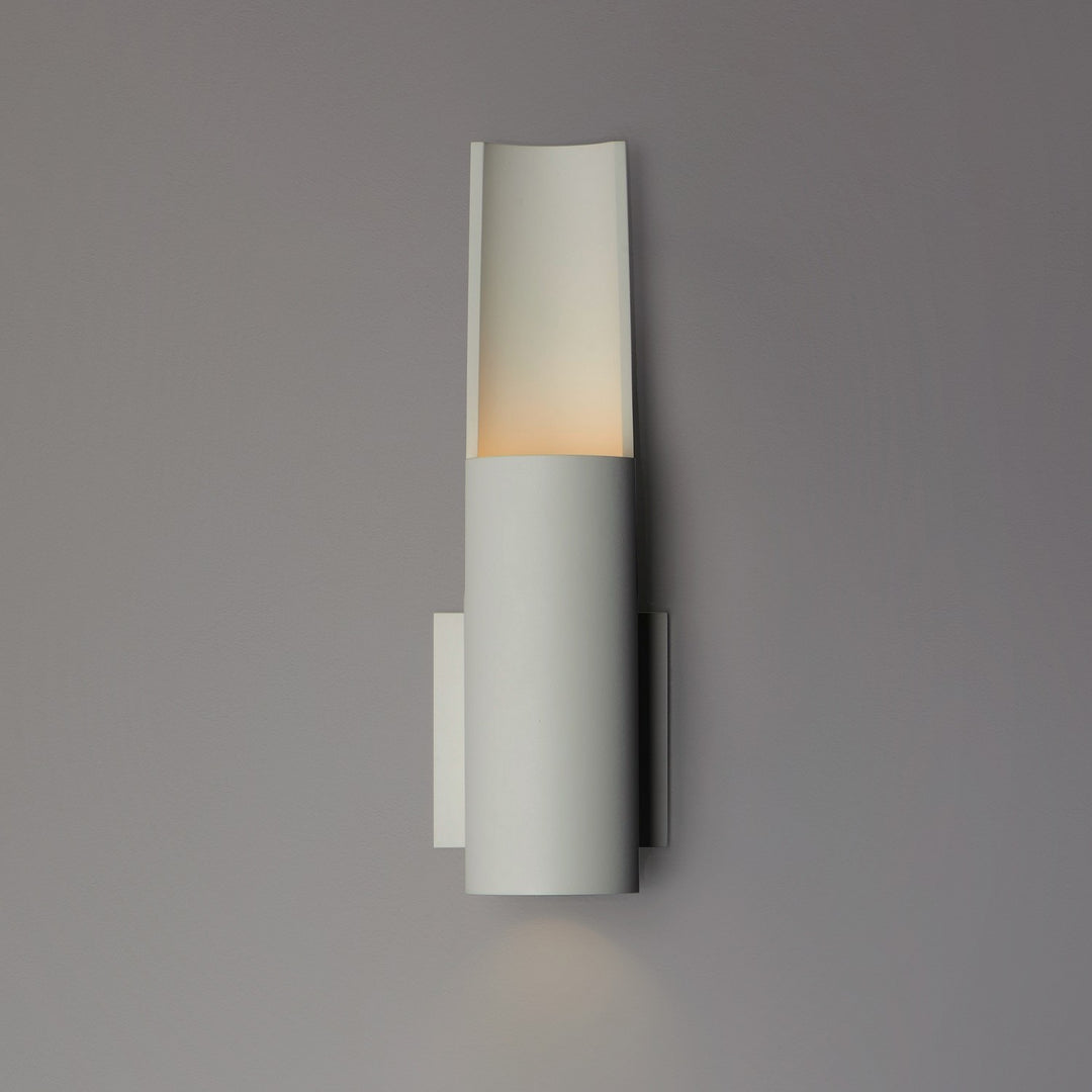 ET2 - E41524-WT - LED Outdoor Wall Sconce - Alumilux Runway - White