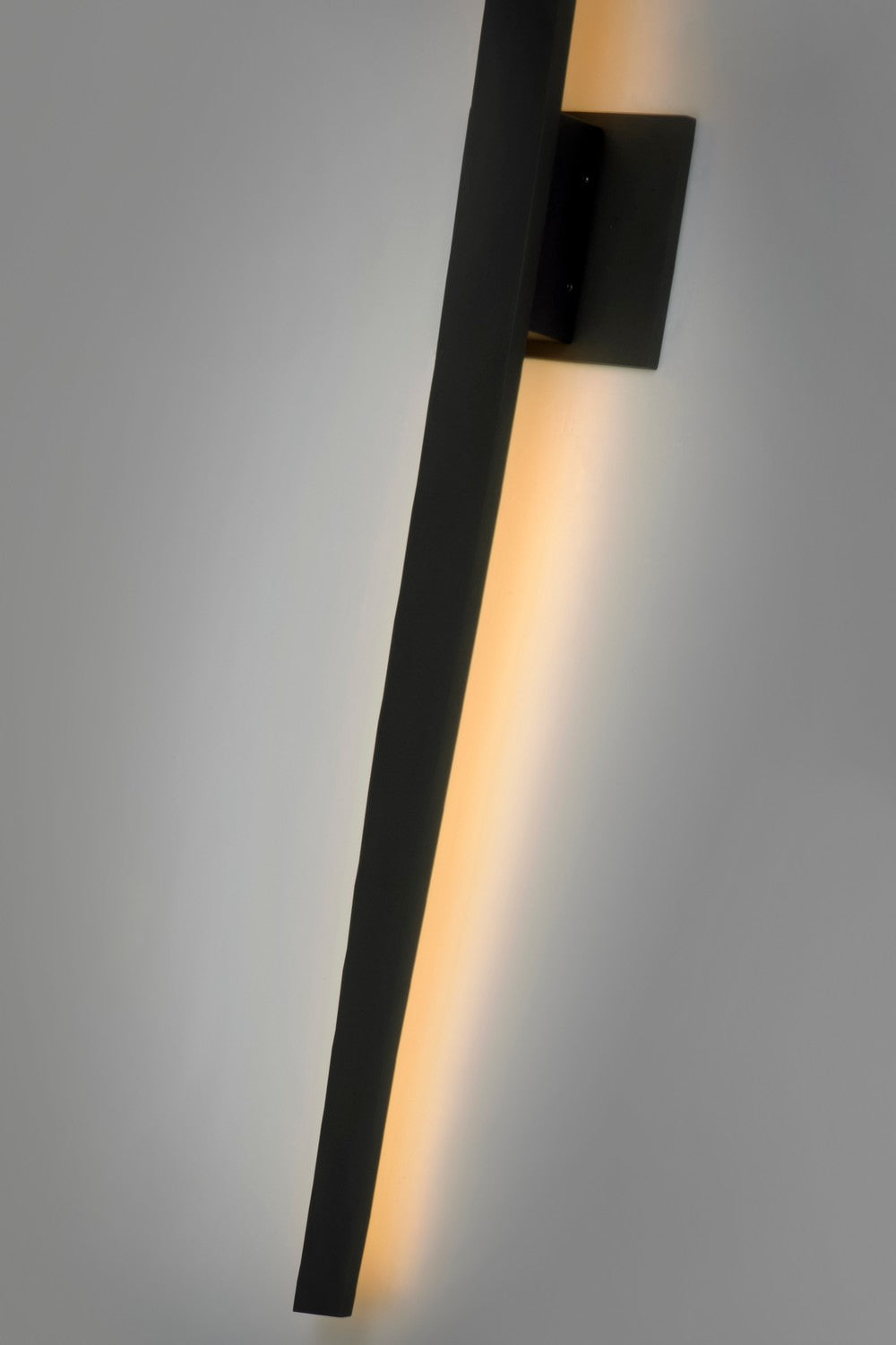 ET2 - E41344-BZ - LED Outdoor Wall Sconce - Alumilux Line - Bronze