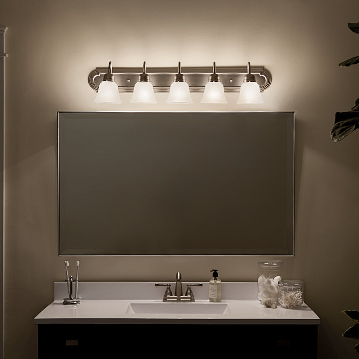 Kichler Canada - 5339NIS - Five Light Bath - Brushed Nickel