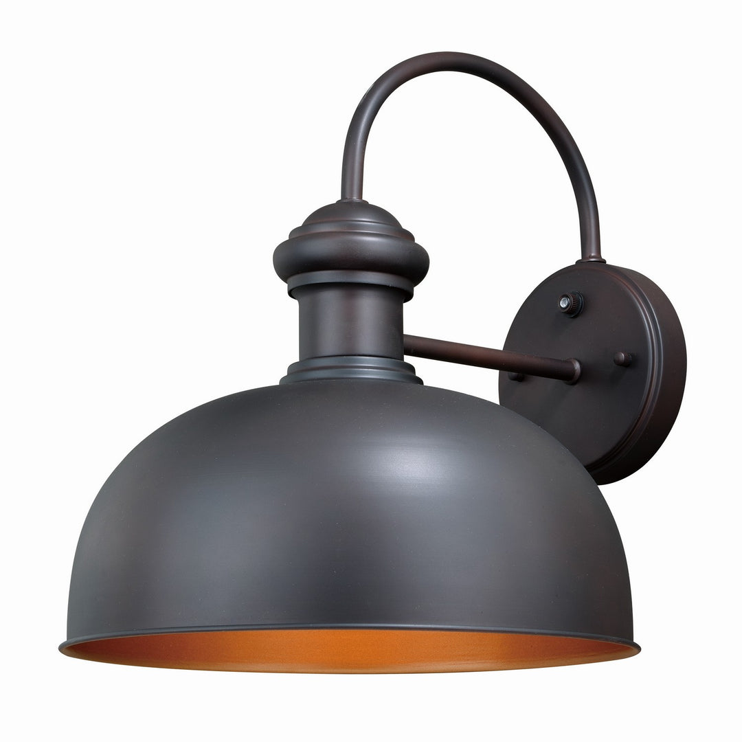 Franklin One Light Outdoor Wall Mount in Oil Burnished Bronze and Light Gold