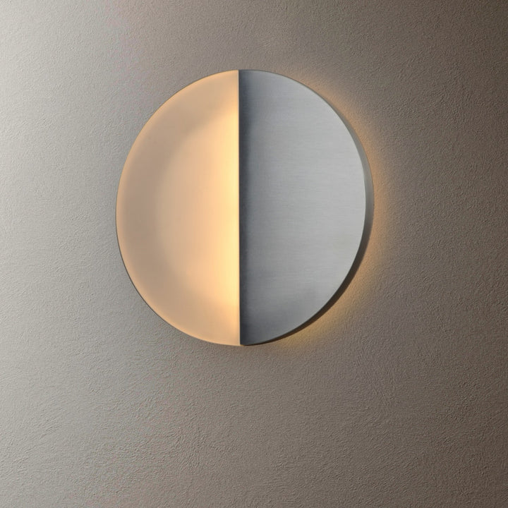 ET2 - E41280-SA - LED Wall Sconce - Alumilux Glow - Satin Aluminum