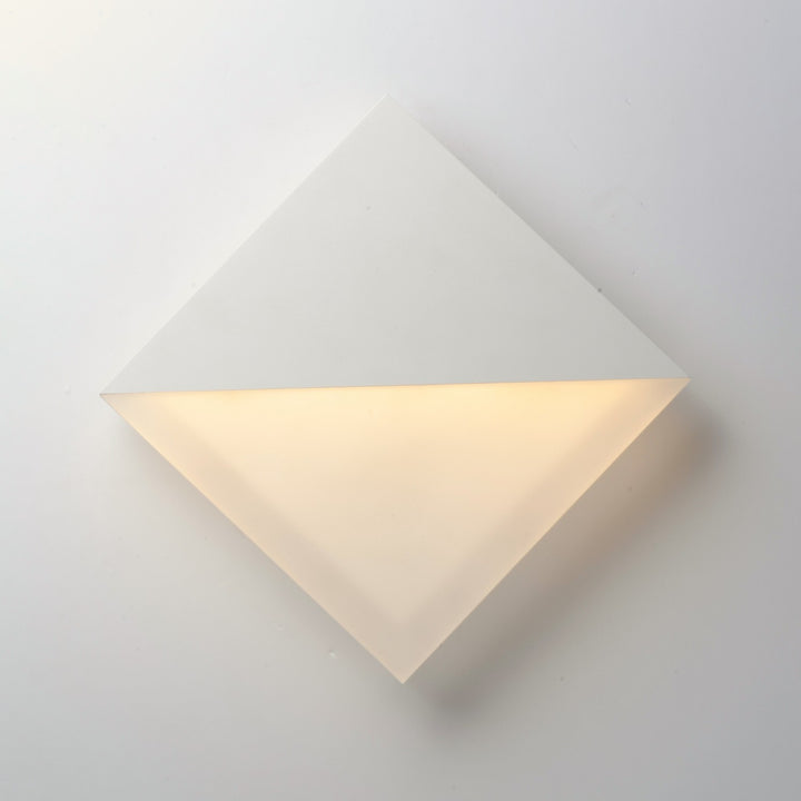 ET2 - E41284-WT - LED Wall Sconce - Alumilux Glow - White