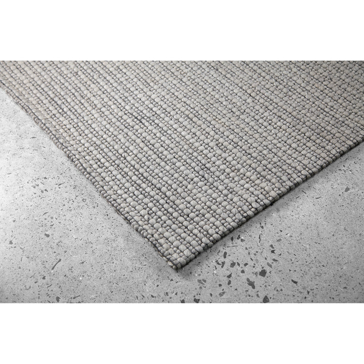 Renwil Canada - RBED-20171-58 - Rug - Bedford I - Silver