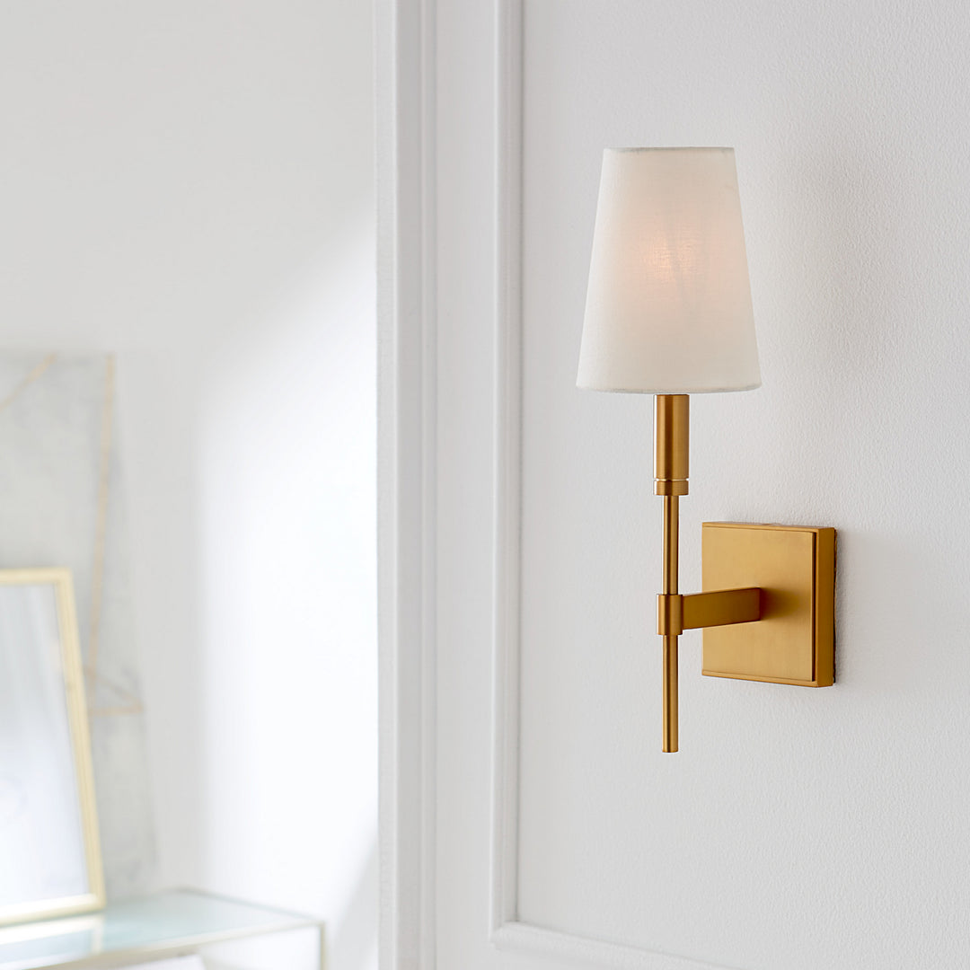 Visual Comfort Studio Canada - TW1031BBS - One Light Wall Sconce - Beckham Classic - Burnished Brass