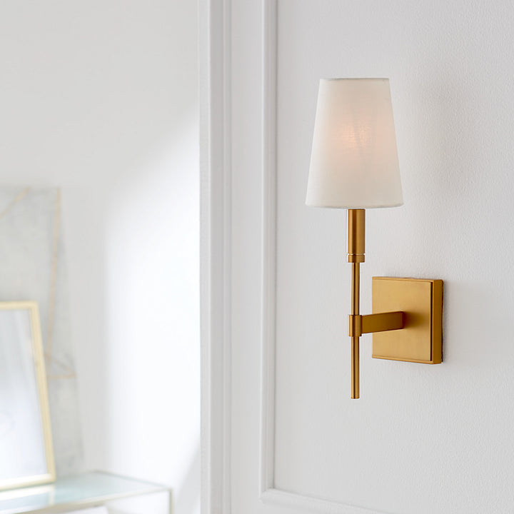 Visual Comfort Studio Canada - TW1031BBS - One Light Wall Sconce - Beckham Classic - Burnished Brass