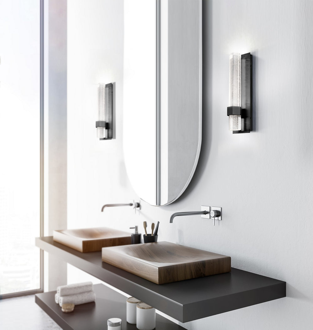 Kuzco Canada - WS54615-BK - LED Wall Sconce - Warwick - Black