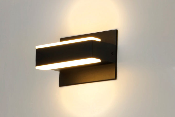 ET2 - E23210-90BK - LED Bath Vanity - Omni - Black